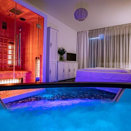 Apartament Rodzinny Beach Sauna&Jacuzzi Arka Medical Spa 코워브제크 외부 사진