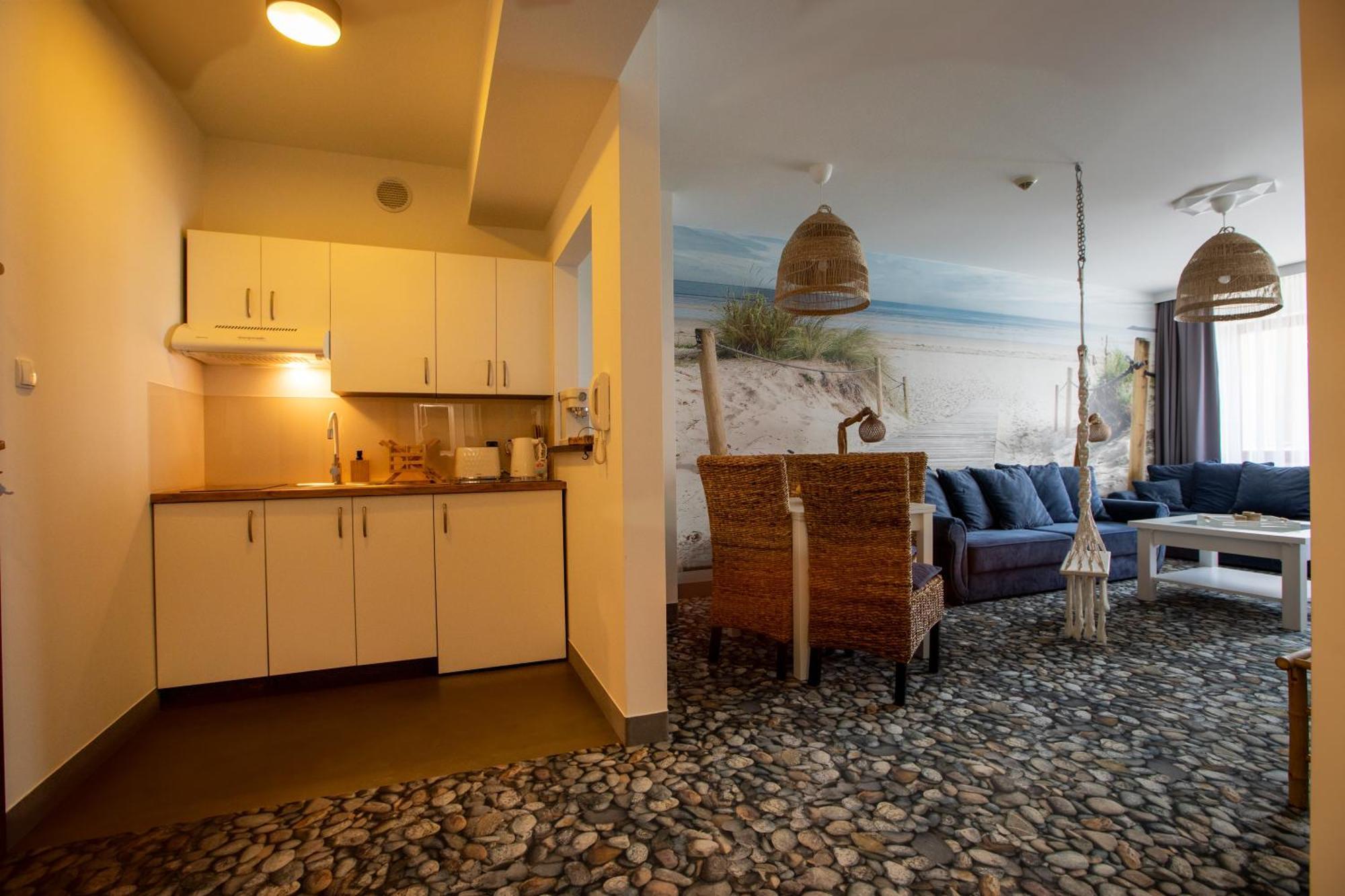 Apartament Rodzinny Beach Sauna&Jacuzzi Arka Medical Spa 코워브제크 외부 사진
